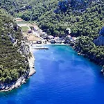 Cesare 3 * Zastrazisce