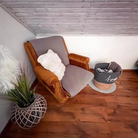 Cesare 3 Apartment *