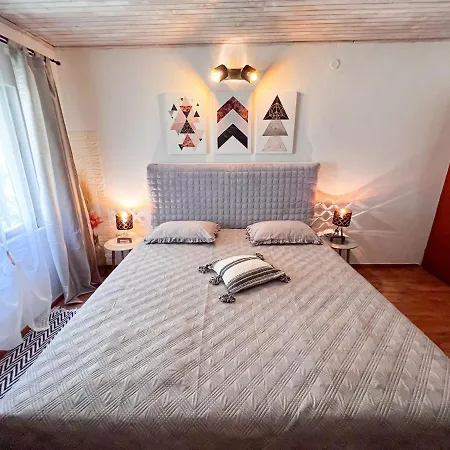 Apartment Cesare 3 Zastražišće